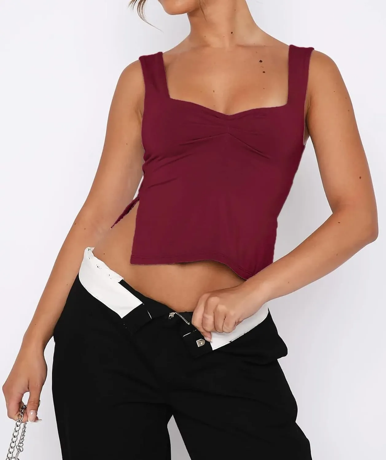 ForeFair Women Sleeveless Backless Crop Tank Top Summer Going Out Outfits Cute Pleated Sweetheart Neck Strappy Y2K Slits Tops