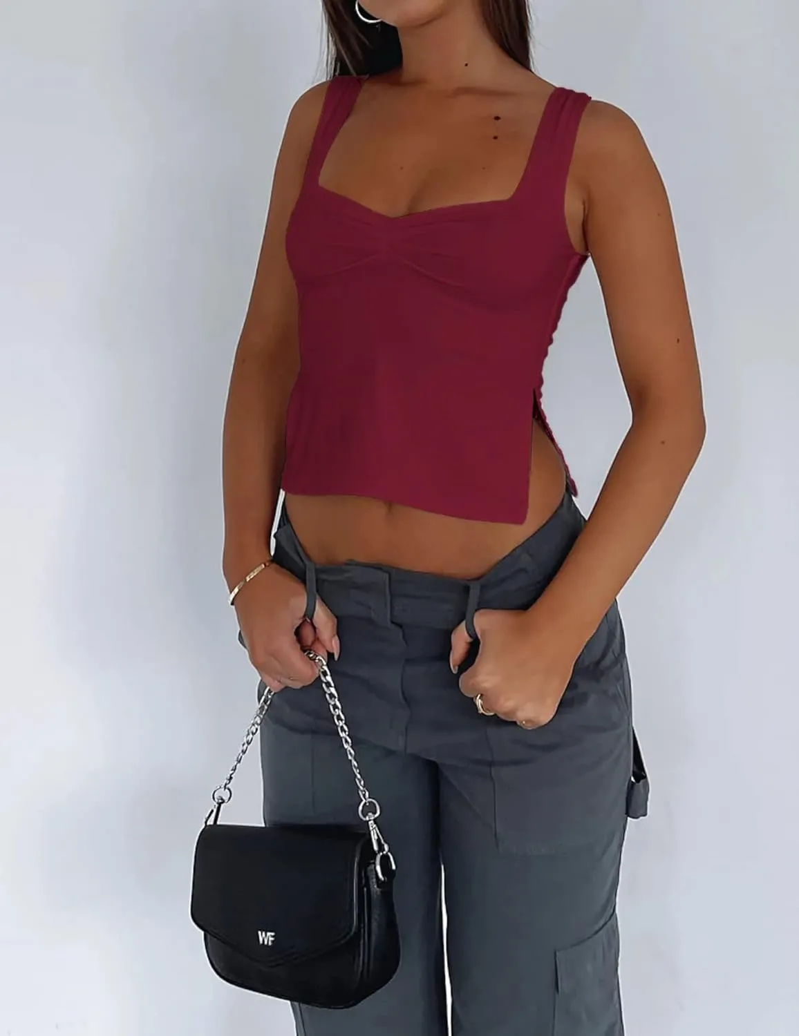 ForeFair Women Sleeveless Backless Crop Tank Top Summer Going Out Outfits Cute Pleated Sweetheart Neck Strappy Y2K Slits Tops