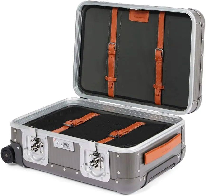 Milano Bank 53, Durable and Luxurious Luggage Made in Italy, 4-wheel Spinner for Smooth Travel, Integrated TSA Lock, Fine Leather Handles, Steel Grey, Check-In 21-Inch