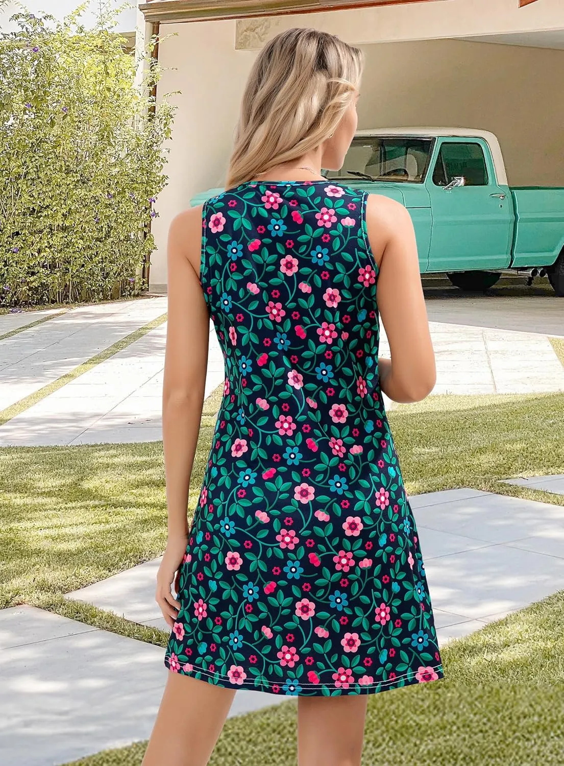 Summer Dresses for Women 2025 Beach Vacation Casual Loose Sleeveless T Shirt Dress Floral Sundresses with Pockets