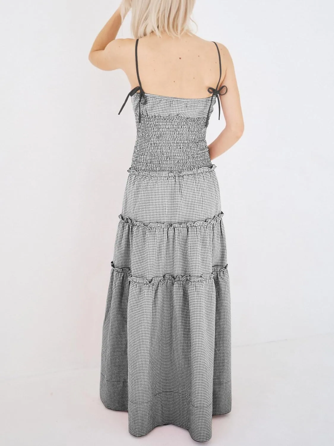 Women Boho Flowy Summer Dresses 2025 Smocked Tiered Beach Maxi Dress Strap Tie Off Shoulder Long Dress Sundresses