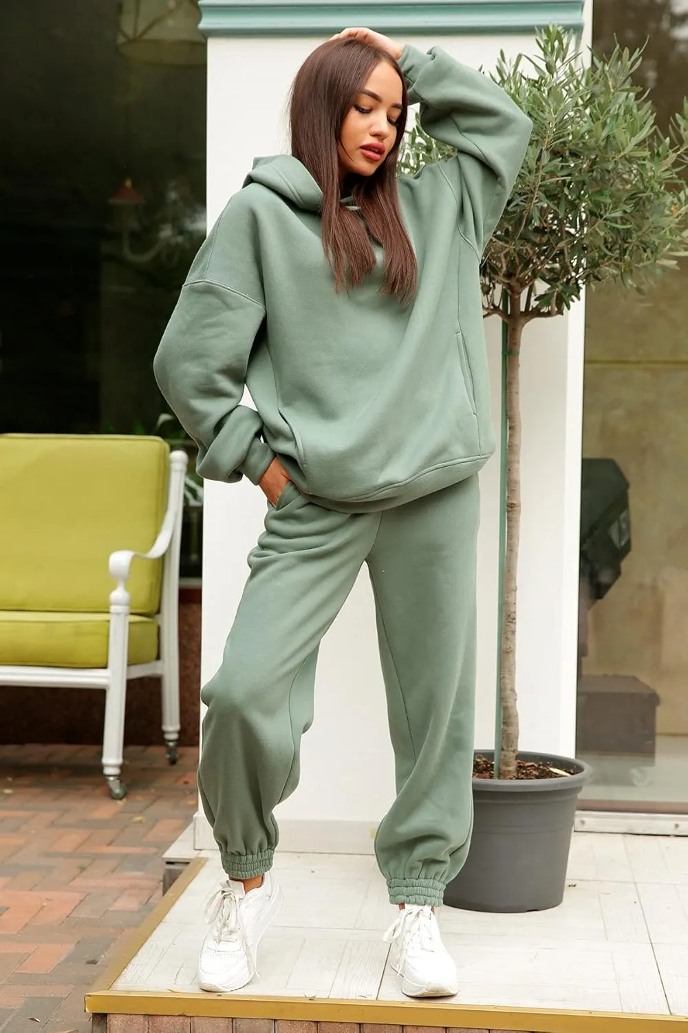 Womens 2 Piece Outfits Sweatsuit Oversized Lounge Sets Sweatshirt Baggy Sweatpants Casual Hoodies with Pockets