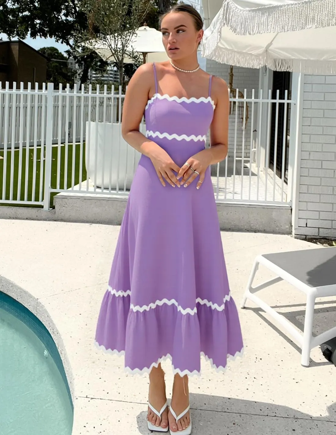 ZESICA Women's 2025 Summer Spaghetti Straps Sleeveless Backless Sundress Flowy Smocked Lace Swing A Line Midi Dress